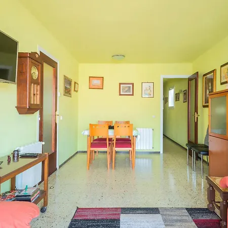 Amazing In With Wifi Apartment